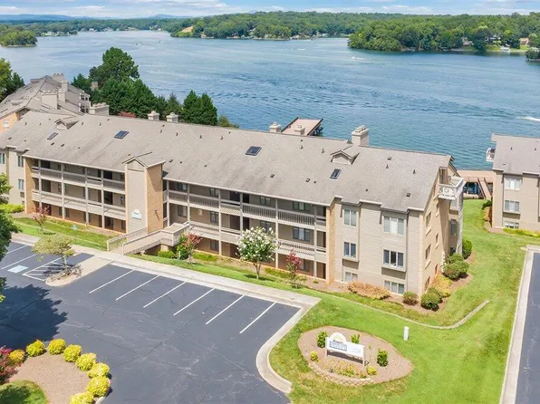 845 Gangplank Rd Unit 205, Moneta, VA 24121