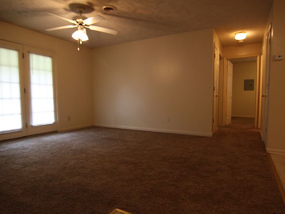 2nd image of 3240 Tower Dr