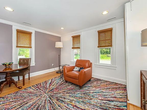 Spacious, light drenched living room