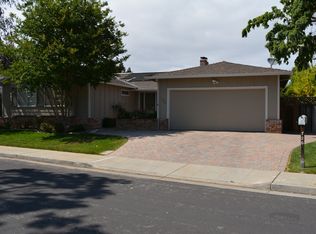 726 Rustic Ln, Mountain View, CA 94040