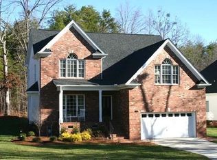 1408 Saint Andrews Dr, Mebane, NC 27302