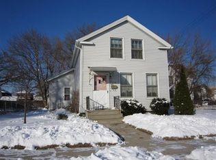 1110 59th St, Kenosha, WI 53140