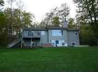 18571 W Davis Lake Rd, Maple City, MI 49664