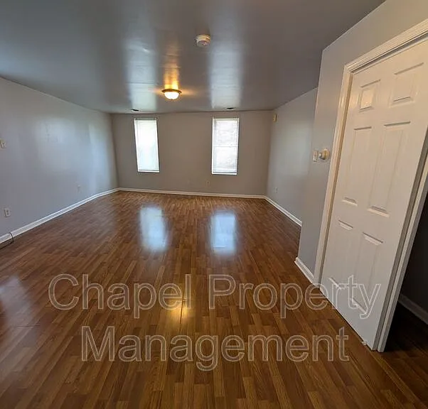 1346 N 27th St #3 — Photo 4