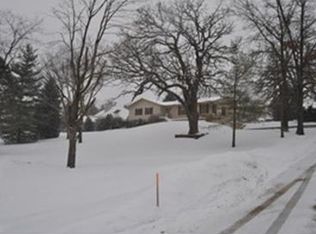 18N741 Westhill Rd, Dundee, IL 60118