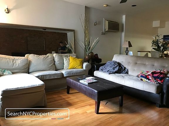 2nd image of 544 Washington Ave #1