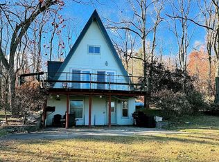 W7438 Freedom Rd, Oxford, WI 53952