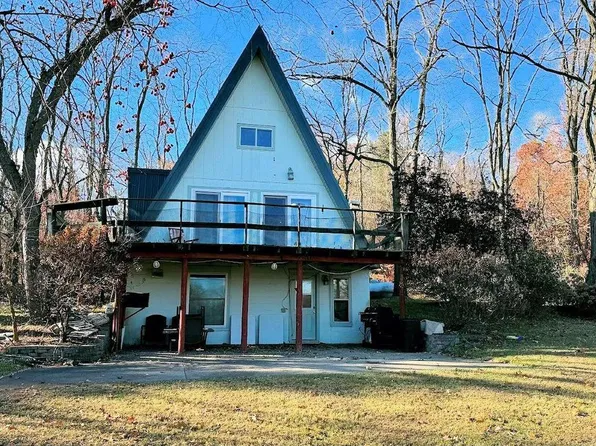W7438 Freedom Road, Oxford, WI 53952
