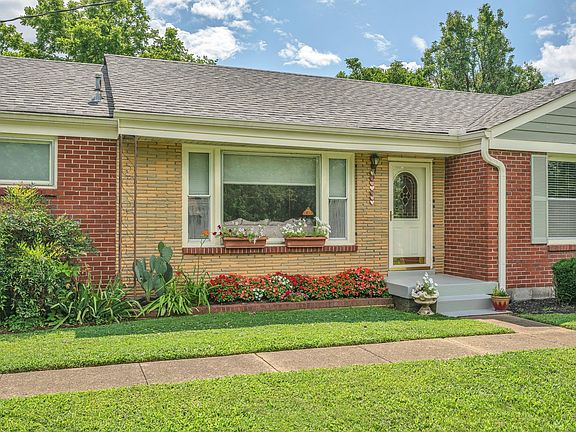 2nd image of 5016 Manuel Dr
