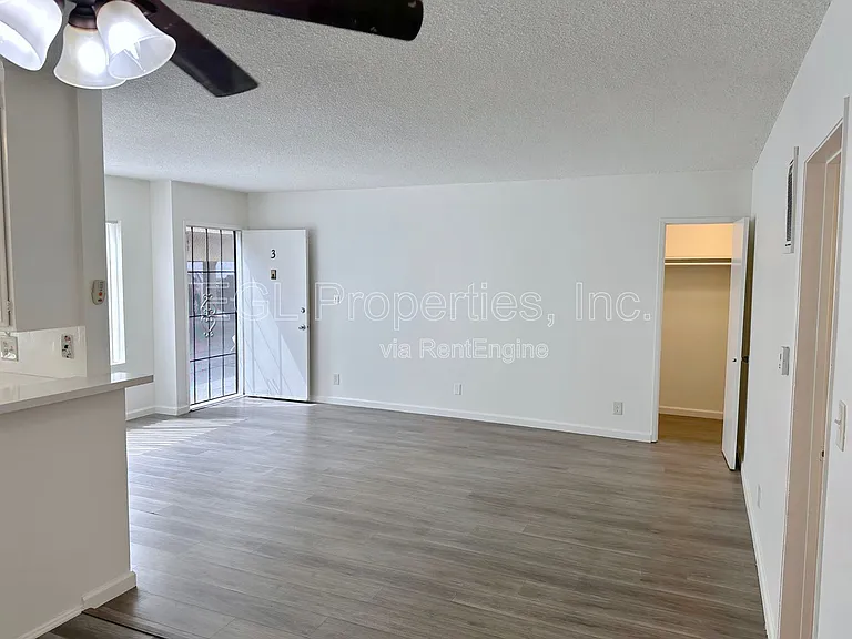 823 N Hudson Ave #3 — Photo 9