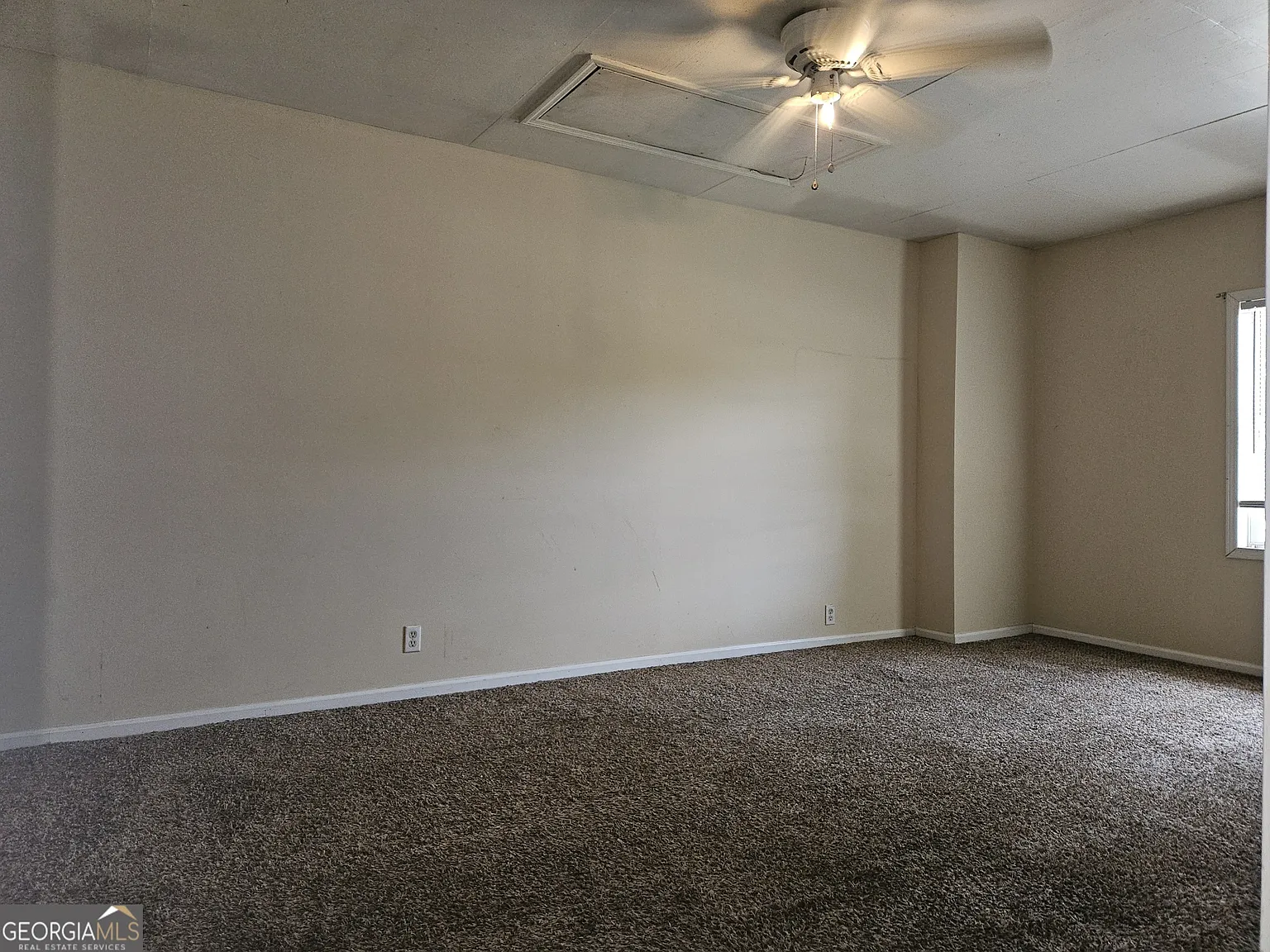 3 bed, 2.0 bath, 1498 sqft, $1,350 — Photo 4
