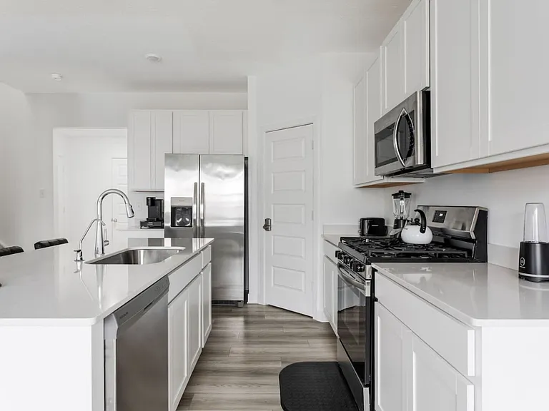 Wellburn Dr — Photo 25