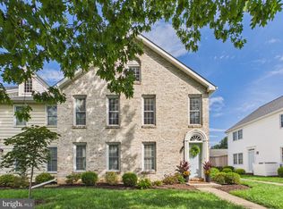 459 Delancey Ct, Mechanicsburg, PA 17055