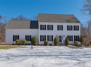 13 Jolin Ln, Colchester, CT 06415