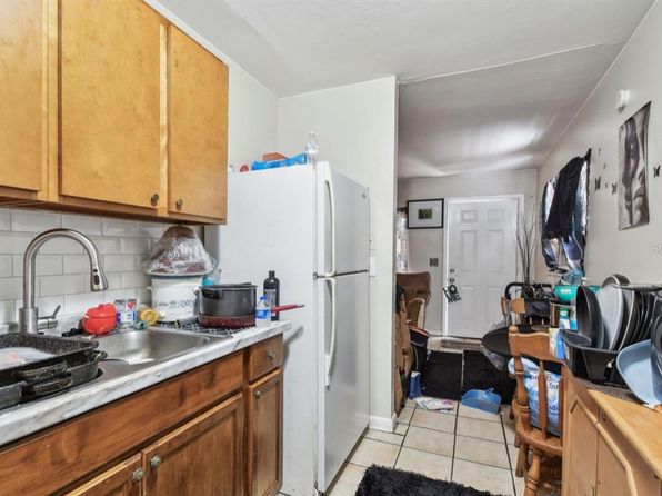 tampa-florida-444513852 picture