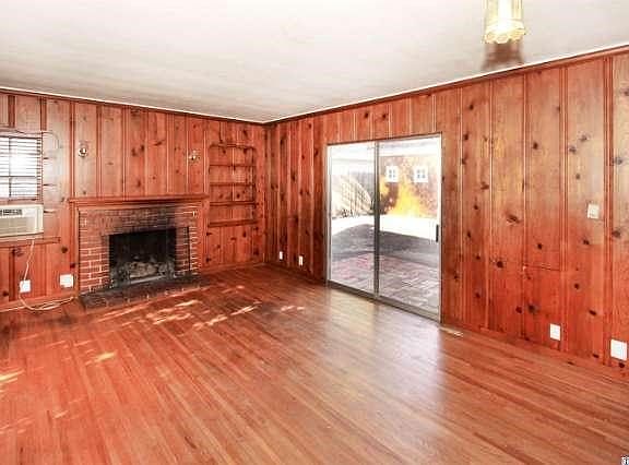 3rd image of 2649 Pickens Ave