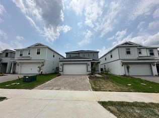 1281 Emerald Row St, Clermont, FL 34714