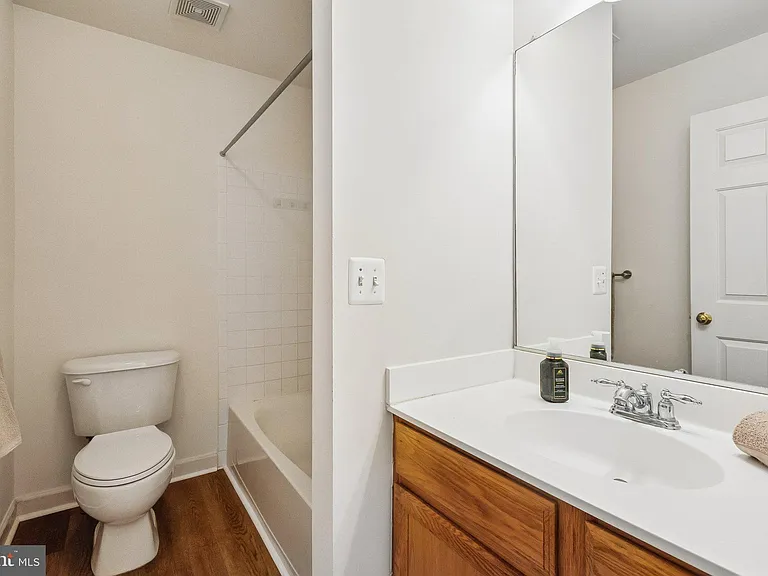 8082 Samuel Wallis St — Photo 14