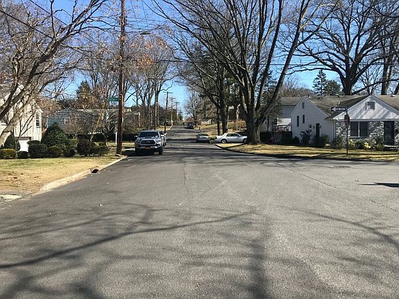 5th image of 67 Bacon Pl