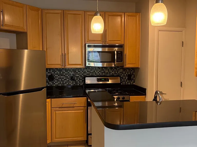 1201 E West Hwy #212 — Photo 5