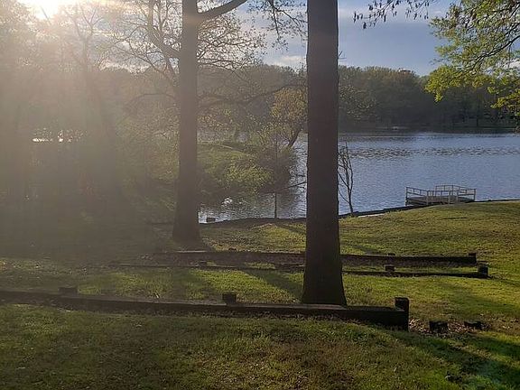 3rd image of 5041 E Shore Dr
