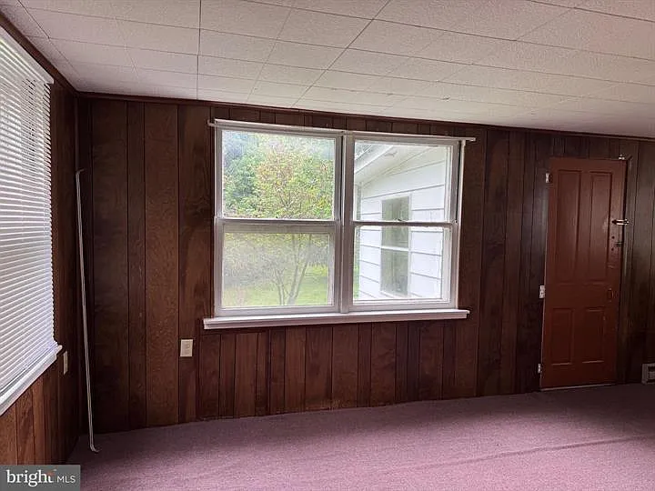1123 Shepherdstown Rd — Photo 28