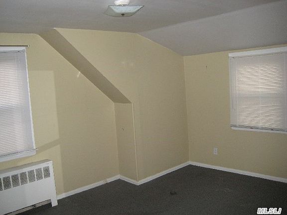 4th image of 410 Clement Ave