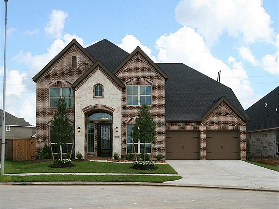 1st image of 15234 Calandra Lark Ln