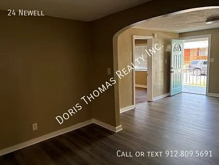 24 Newell St — Photo 3