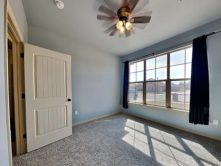 20611 Frontier Pl — Photo 12