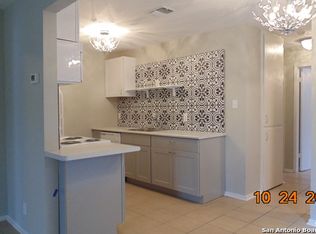 6762 Spring Front Dr, San Antonio, TX 78249