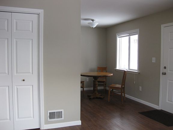 4th image of 27531 Tighe St