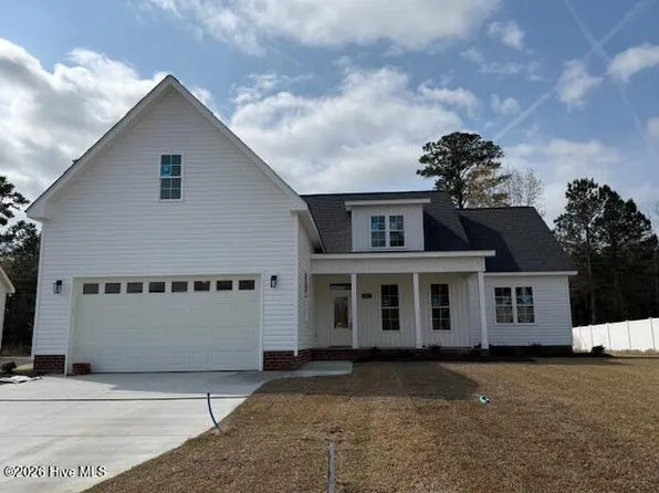 3301 School View Drive, Farmville, NC 27828