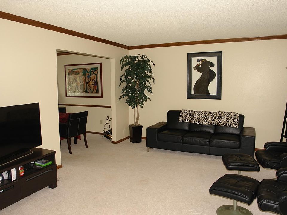 2nd image of 6162 S Lima Way
