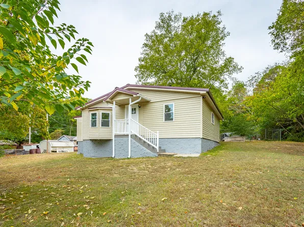 480 Orchard Ave, Rossville, GA 30741