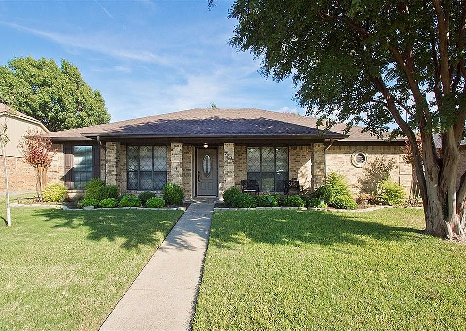 1st image of 7808 Roberta Dr