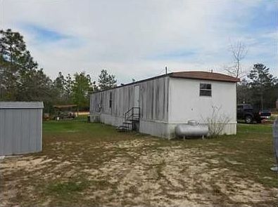 3rd image of 189 Tiger Lily Ln E