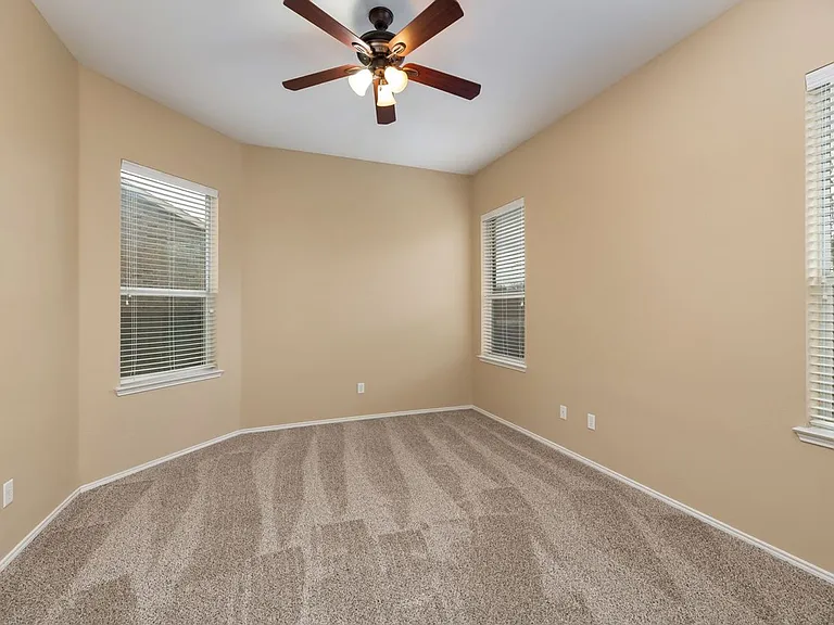2510 Sedona St — Photo 53
