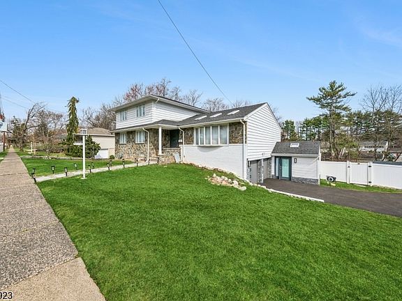 2nd image of 13 Munsey Rd