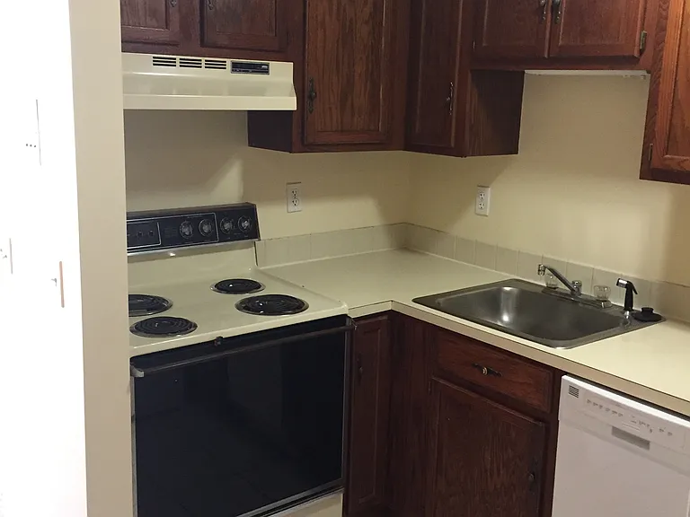 22 & 26 Vernon Street — Photo 8