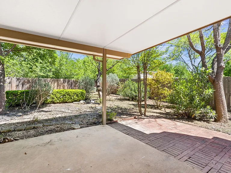 9929 Village Briar — Photo 21