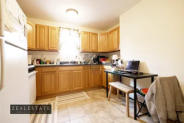 Rented by ZealEstate Group Inc