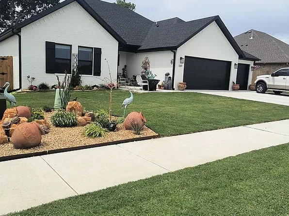 169 N Antelope Ave, Farmington, AR 72730