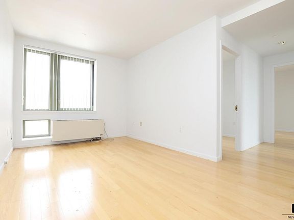 2nd image of 2134 2nd Ave APT 7A