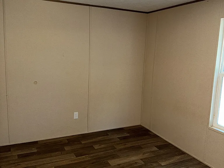 5049 Bent Tree Rd — Photo 16