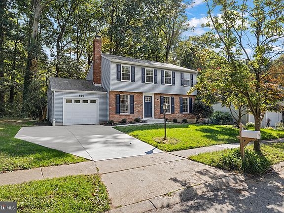 2nd image of 529 Bay Green Dr