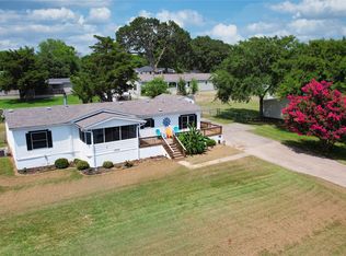 10245 Northlake Cir, Kemp, TX 75143