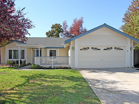 2nd image of 101 Ponderosa Ct