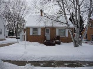 1205 S 94th St, West Allis, WI 53214