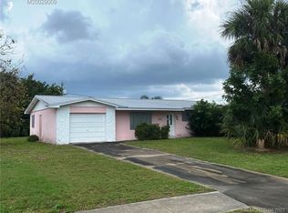 1255 SE Flamingo Ave, Stuart, FL 34996